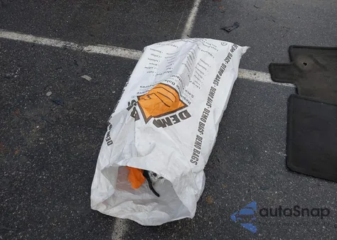 2017 Chevrolet Equinox Lt z USA, uszkodzony, nr VIN 2GNALCEKXH1559344